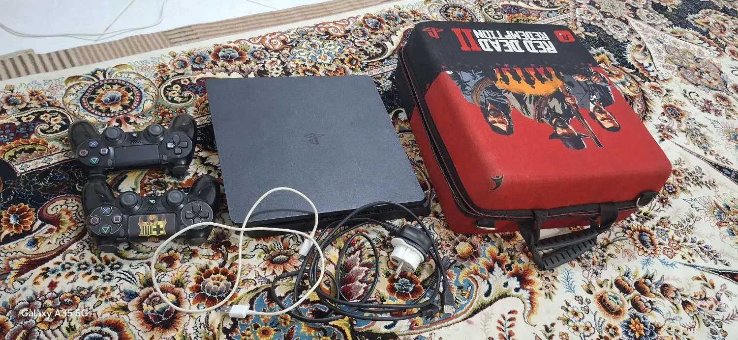 فروش ps4همراه با دو دسته|کنسول، بازی ویدئویی و آنلاین|بندرعباس, |دیوار