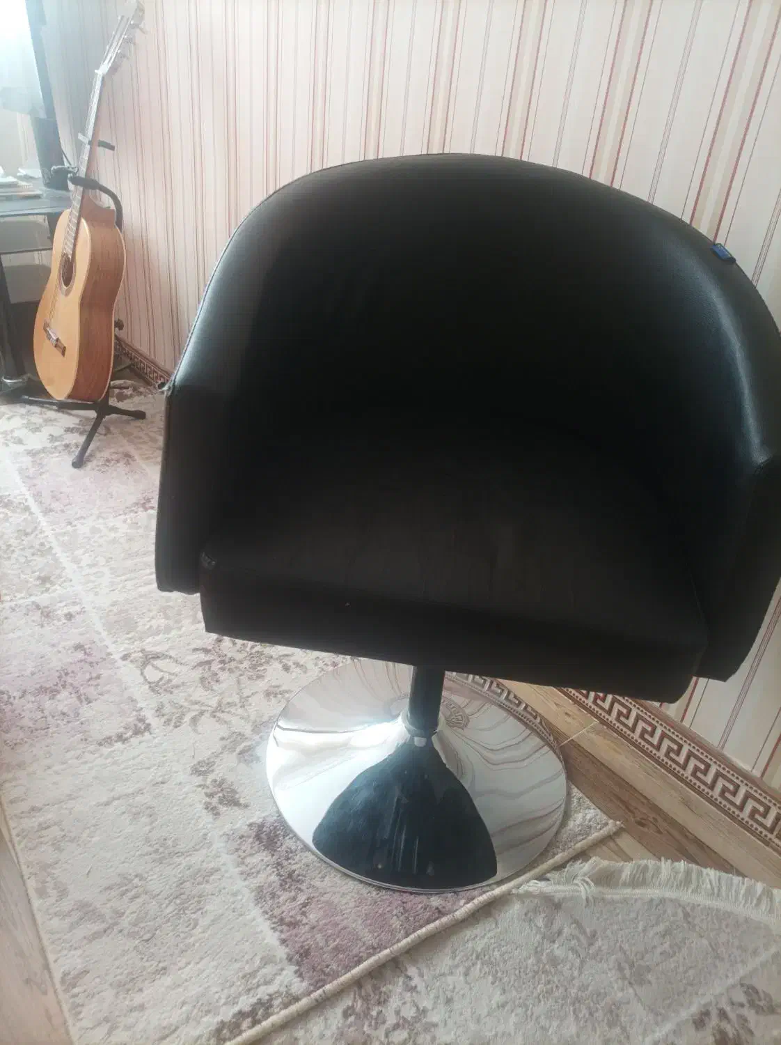 صندلی پایه استیل . کارکرده|صندلی و نیمکت|قدس, شهر‌قدس|دیوار