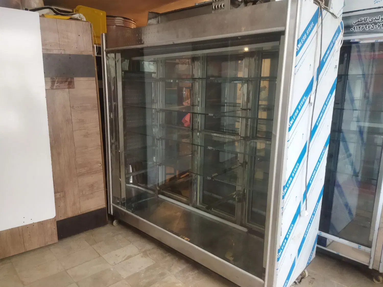 فروش ۳عدد یخچال استیل و رنگی و شیر سردکن|کافیشاپ و رستوران|کبودرآهنگ, |دیوار