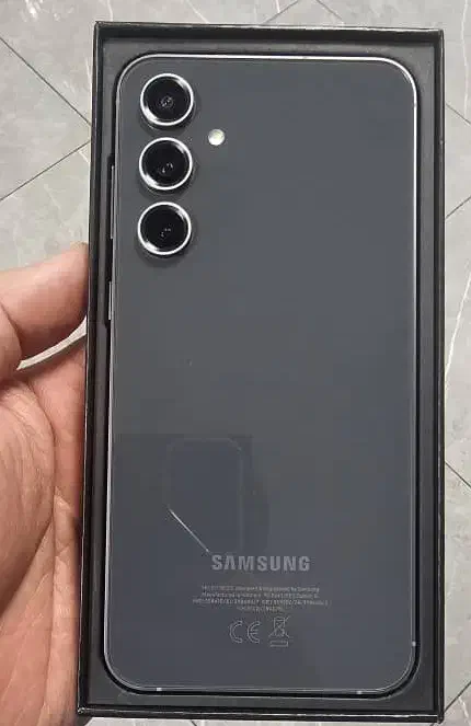 s23 fe مشابه صفر|موبایل|تهران, آرژانتین|دیوار