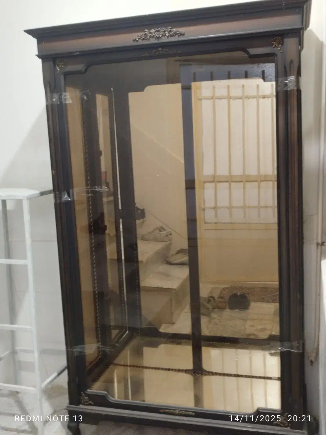 ویترین|کتابخانه، شلف، قفسههای دیواری|قدس, شهرقدس|دیوار