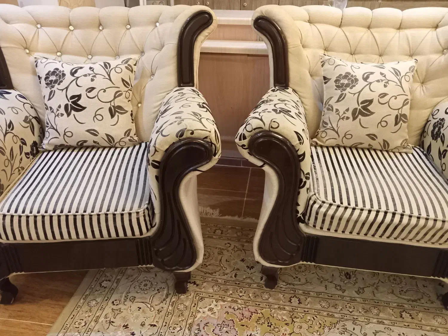سرویس مبل ۷ نفره|مبلمان خانگی و میز عسلی|ساری, |دیوار