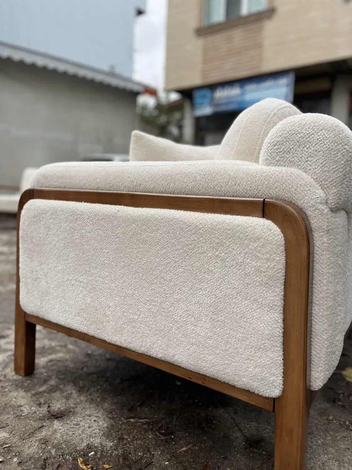 تولیدیمبلمانراحتیوکلاسیک|مبلمان خانگی و میز عسلی|رشت, توشیبا|دیوار