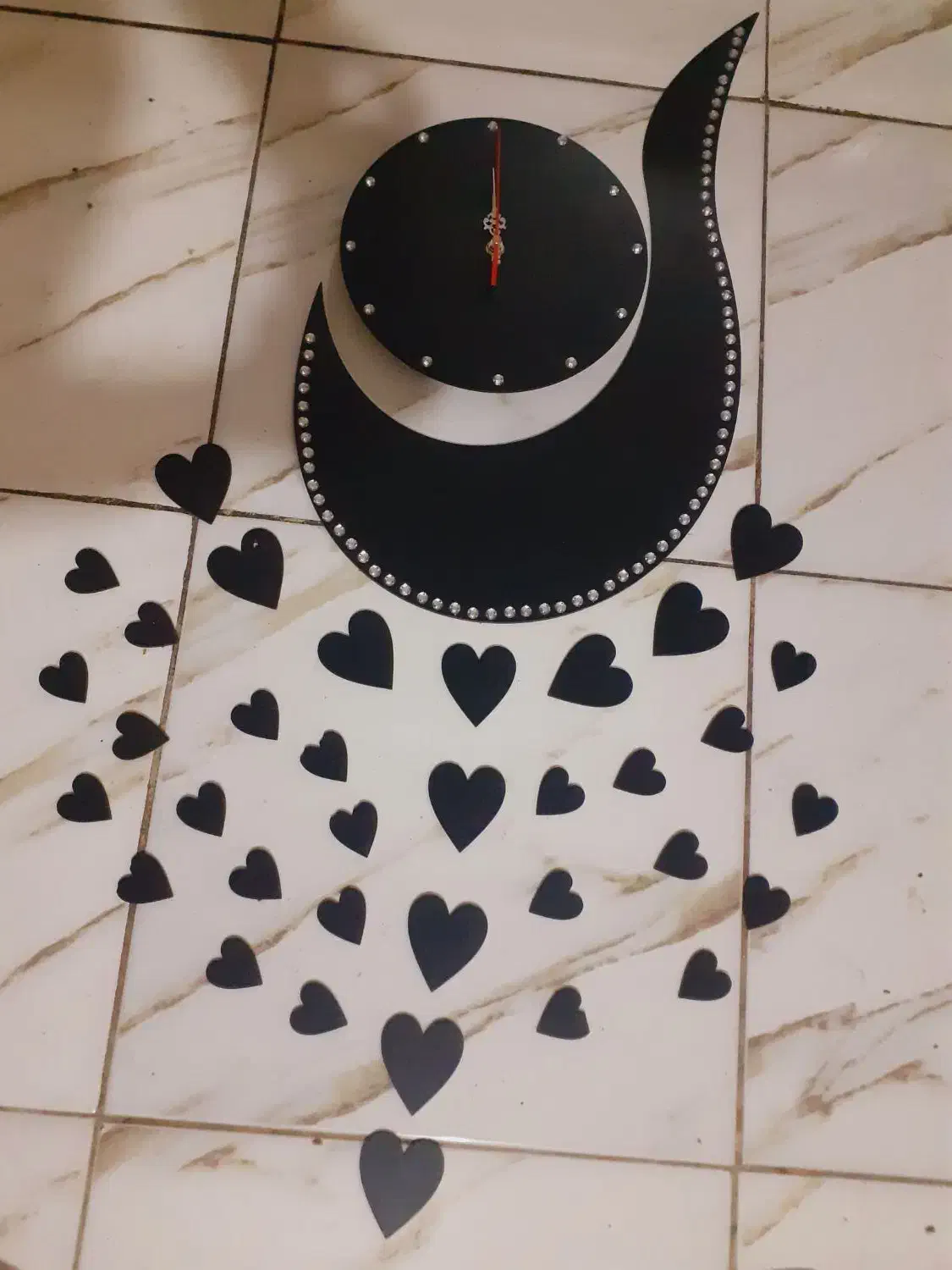 ساعت چوبی چسبی تزعینی زیبا و سبک|ساعت دیواری و تزئینی|مشهد, هفت تیر (نه دره)|دیوار