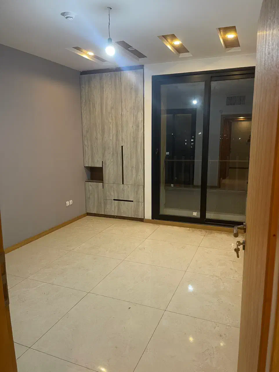 اپارتمان 125متری ابتدای خیابان رباط سوم جنوبی|فروش آپارتمان|اصفهان, ملکشهر|دیوار