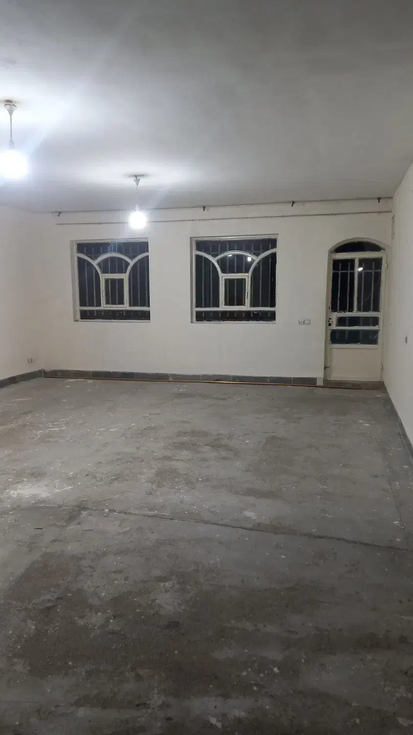 خانه ویلایی طبقه دوم ۱۳۰ راه جدا|اجارهٔ خانه و ویلا|بروجرد, |دیوار