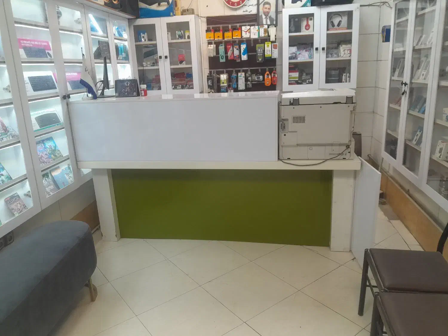 فروش دکور و لوازم جانبی موبایل و کامپیوتر|فروشگاه و مغازه|کرج, اخگرآباد|دیوار