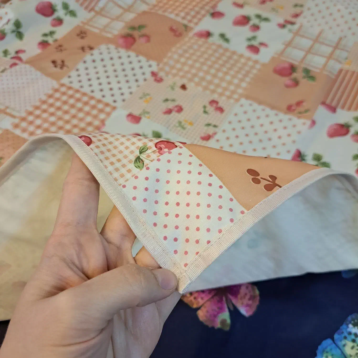 سفره شمعی|سفره، حوله، دستمال آشپزخانه|مشهد, کوه سنگی|دیوار