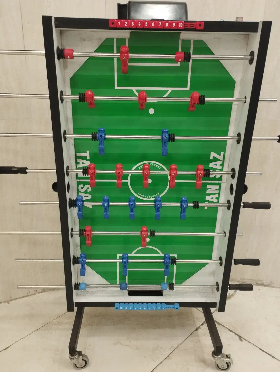 فروش میز بیلیارد و فوتبال دستی  درحد نو|ورزش‌های توپی|اصفهان, بهارستان|دیوار