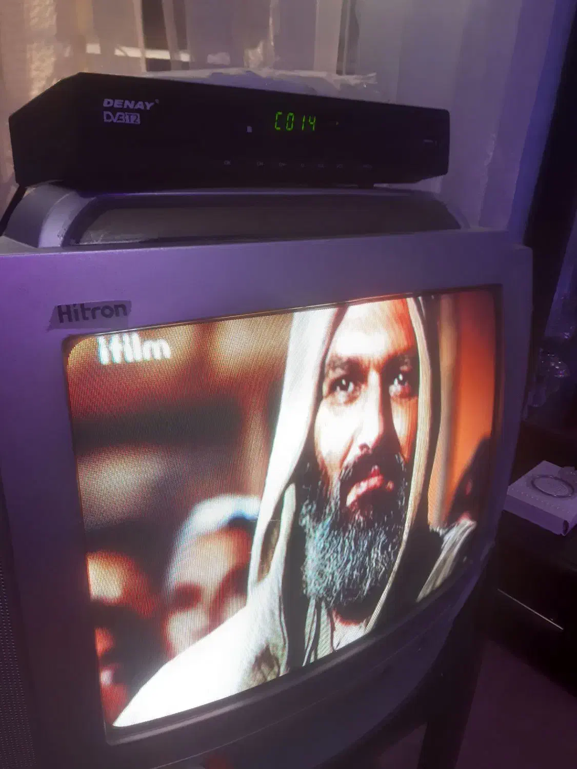 تلیویزیون ۱۴ سالم و دجیتال دنای|تلویزیون و پروژکتور|کرمانشاه, |دیوار