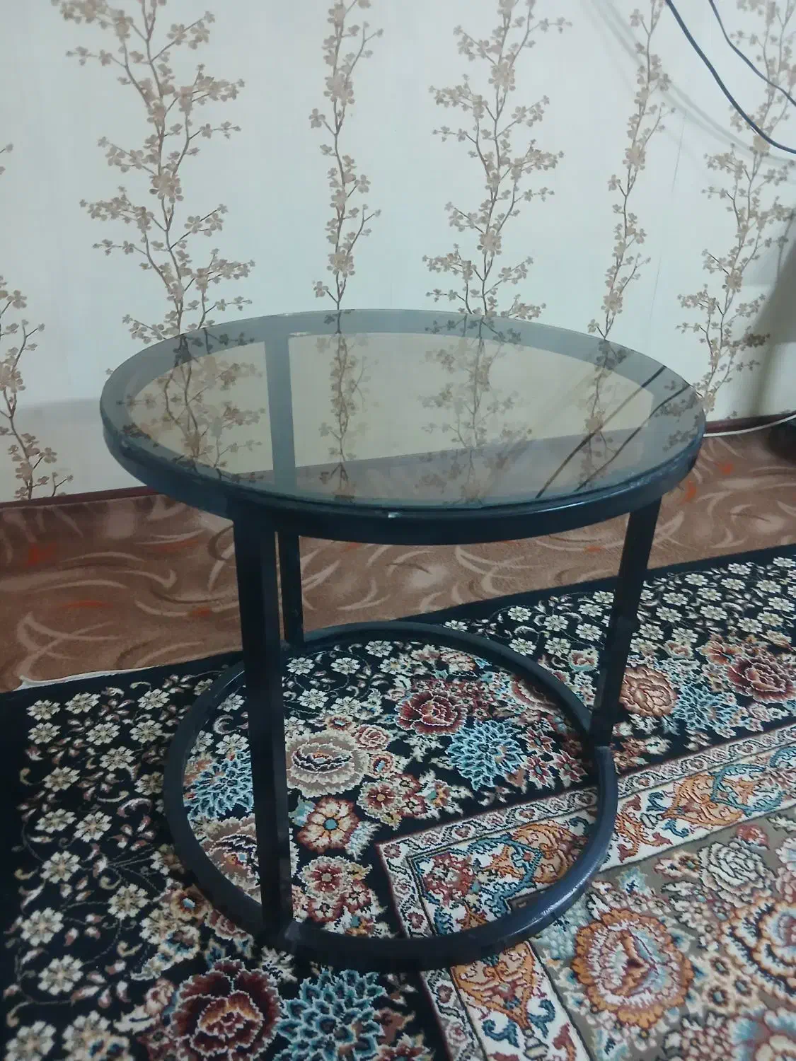 میز فلزی گرد ۵۰|میز و صندلی غذاخوری|مشهد, رسالت|دیوار