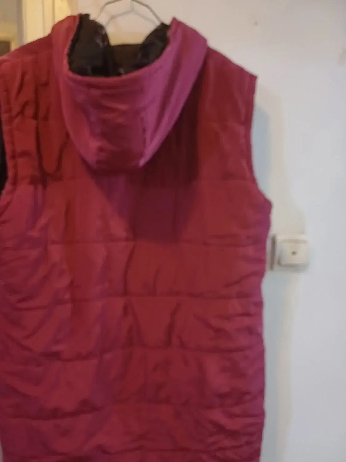 پافر|لباس|شاهین‌شهر, خبرنگار|دیوار