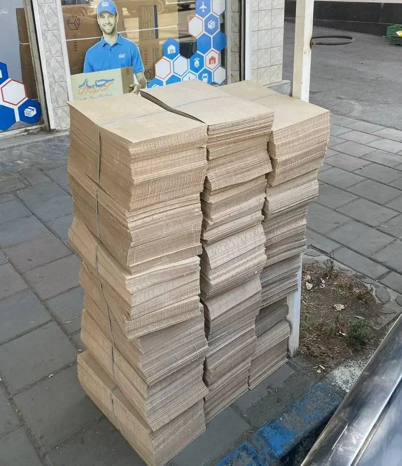 کارتن مخصوص روی جعبه چوبی سبد چوبی انگورسیاه|ابزارآلات|کامیاران, |دیوار
