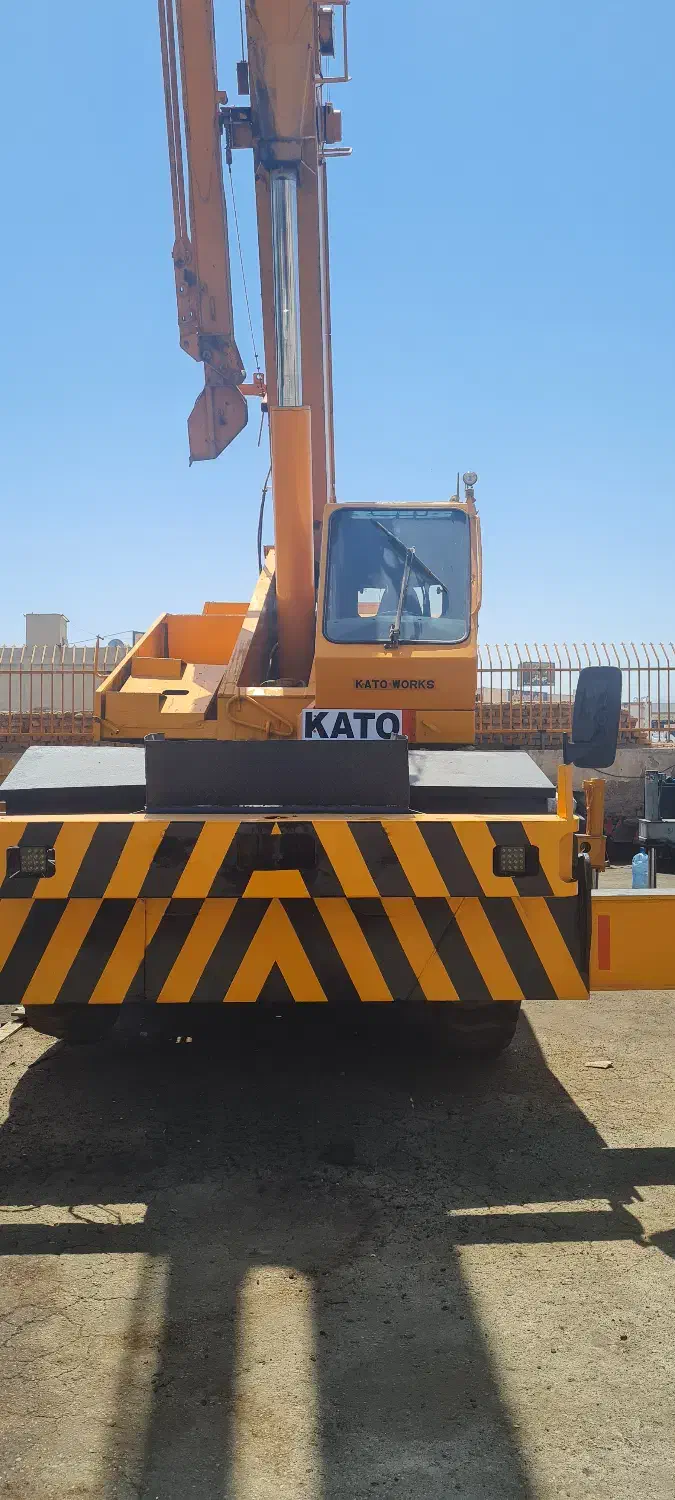 جرثقیل ۳۰ تن کارگاهی کاتو|خودرو سنگین|شیراز, حومه شیراز|دیوار