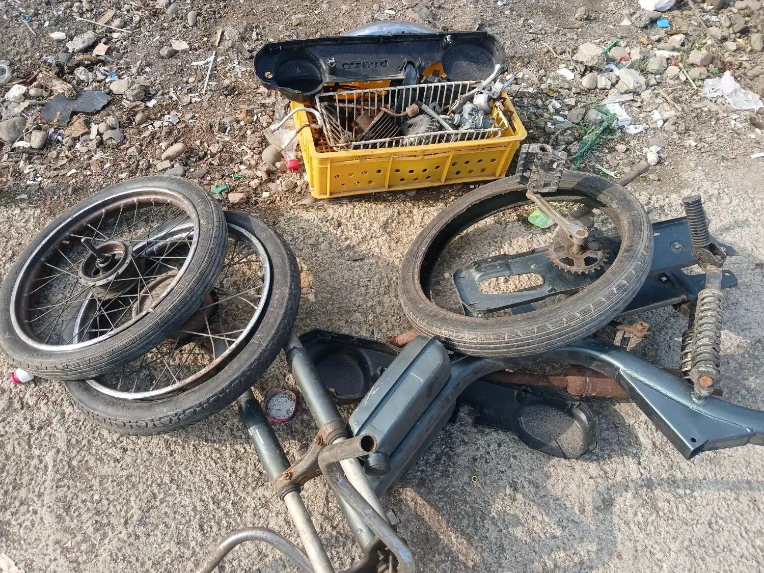 دو عدد موتور گازی یک عدد دوچرخه کرسی اصل|موتورسیکلت|رشت, پاستوریزه|دیوار