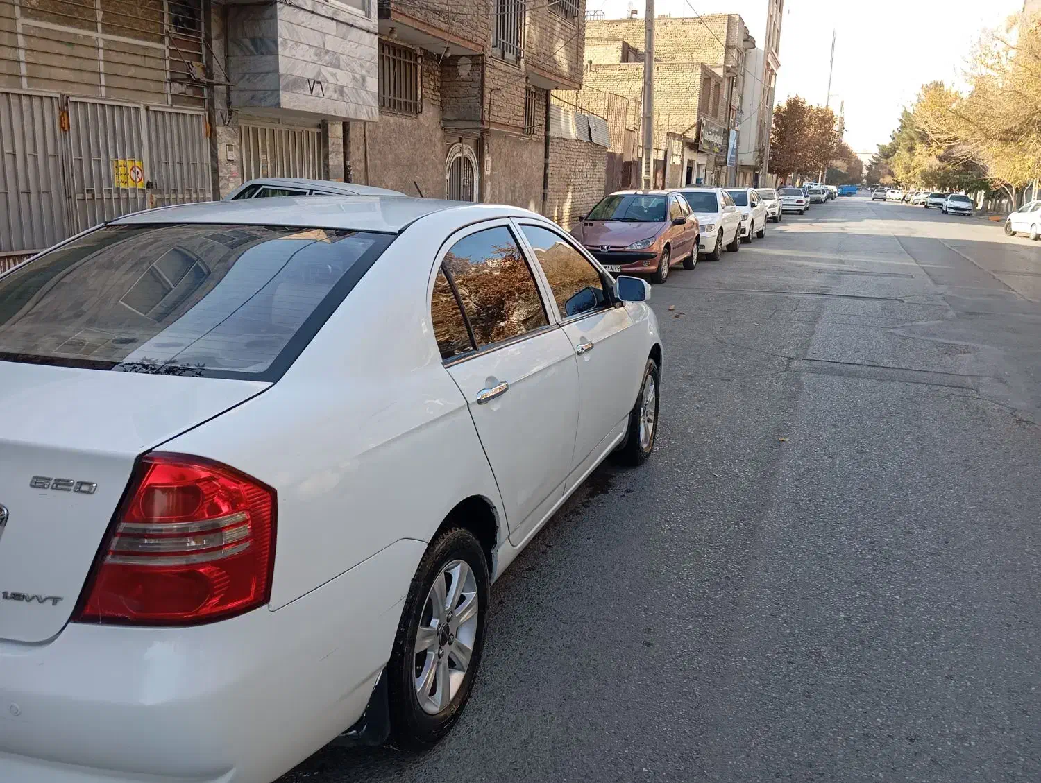 لیفان ۶۲۰موتور بزرگ بدون رنگ|خودرو سواری و وانت|مشهد, فرهنگیان (شهرک غرب)|دیوار