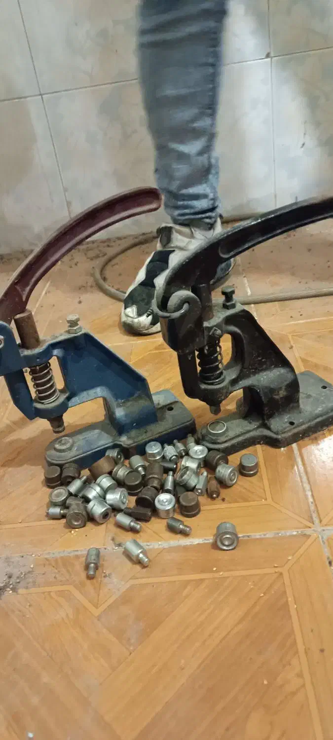 دستگاه پرس دستی|لوازم خیاطی و بافتنی|رباط‌کریم, نصیرشهر|دیوار