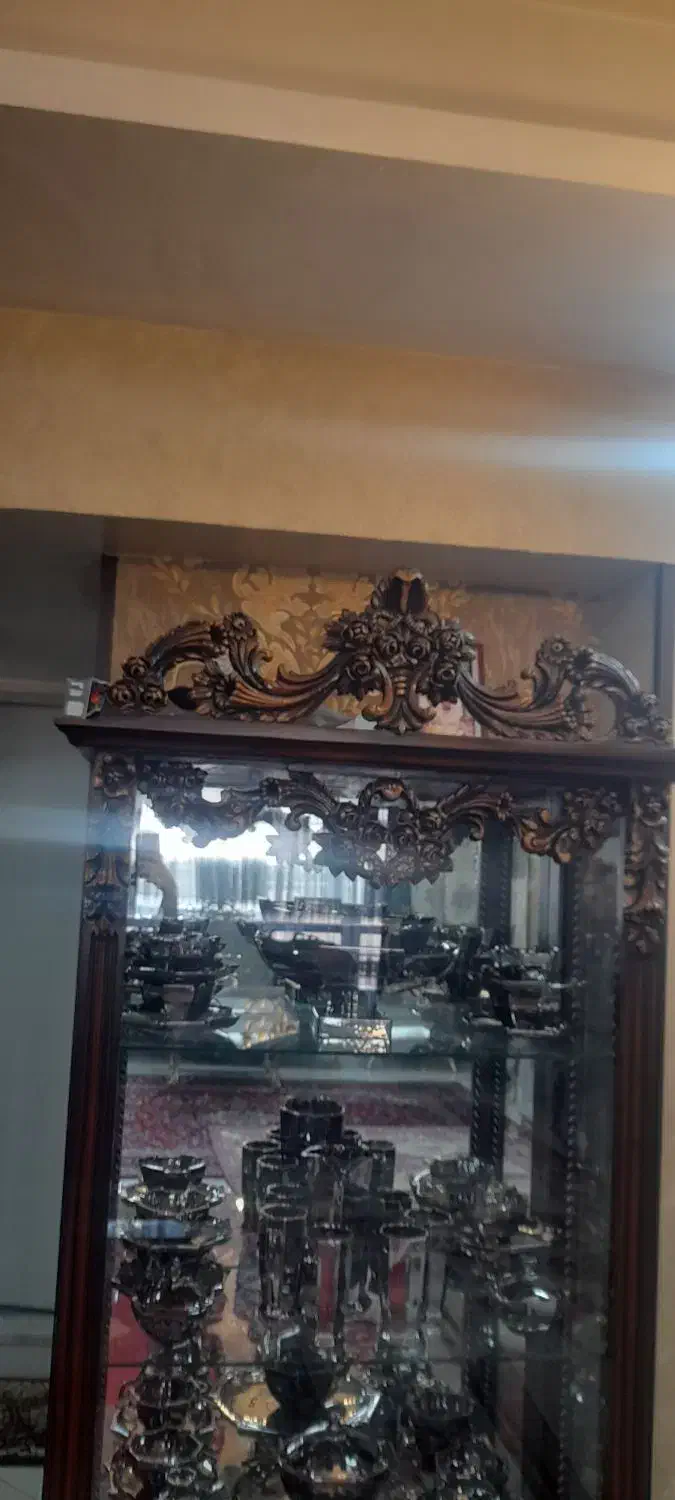 بوفه چوب گردو منبت کاری|بوفه، ویترین، کنسول|قزوین, |دیوار