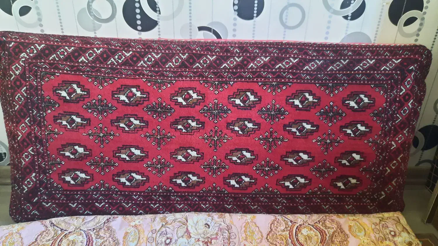 یک جفت پشتی دست باف قدیمی وکاملا سالم|پشتی|مشهد, فارغ التحصیلان|دیوار