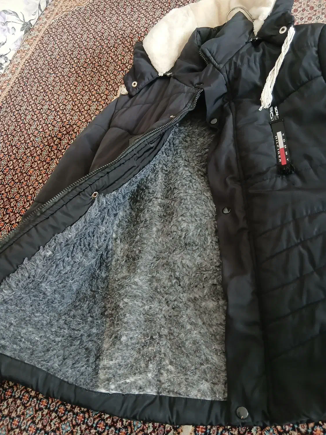 کاپشن و پافر در حد نو|لباس|مرند, |دیوار