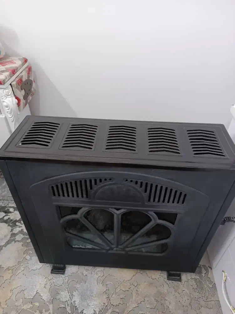 بخاری گازی ۶۵۰۰آزمایش در حد نو|بخاری، هیتر، شومینه|گرمسار, |دیوار