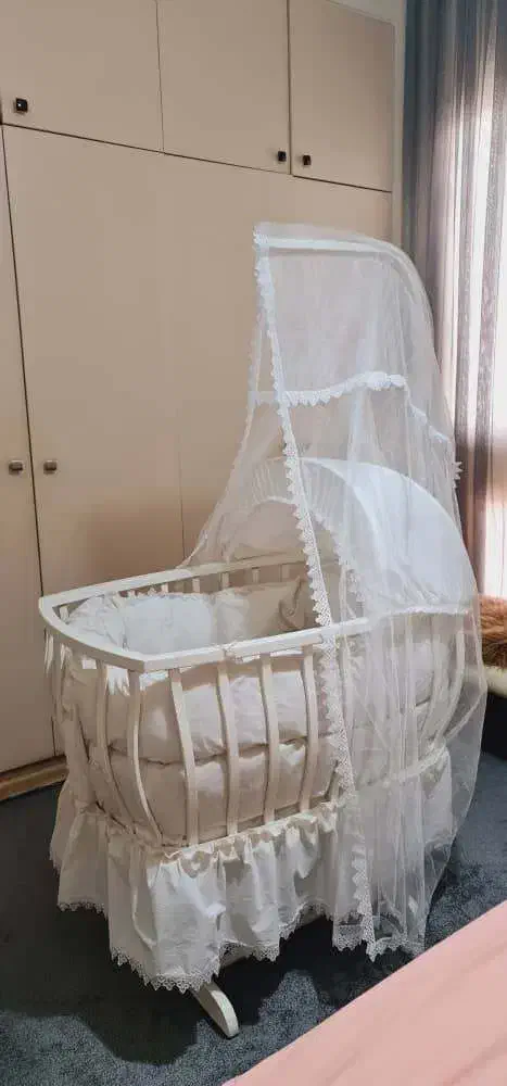 گهواره چوبی ترکیه|اسباب و اثاث بچه|اهواز, بهارستان|دیوار
