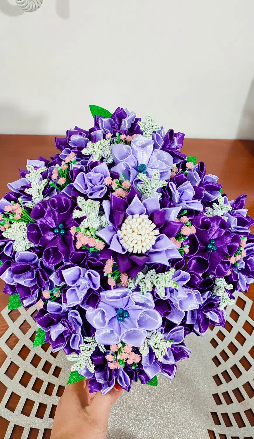 گل روبانی|گل مصنوعی|املش, |دیوار