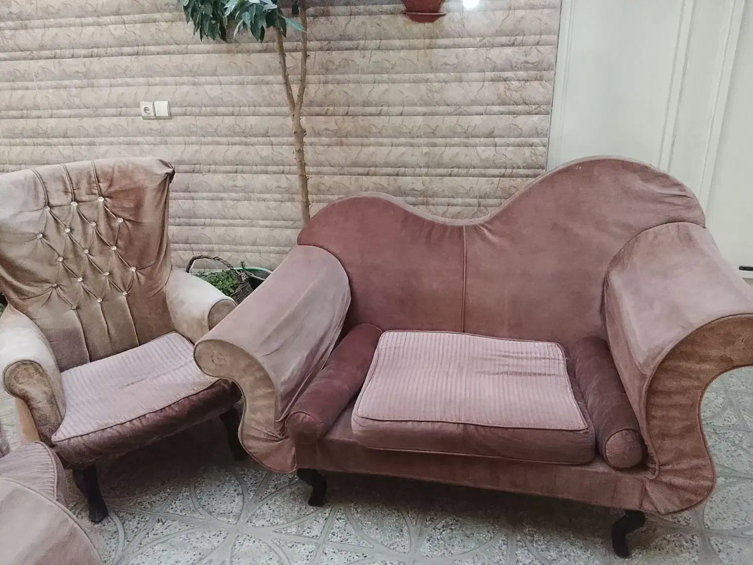 مبل۷نفره|مبلمان خانگی و میز عسلی|ابریشم, |دیوار