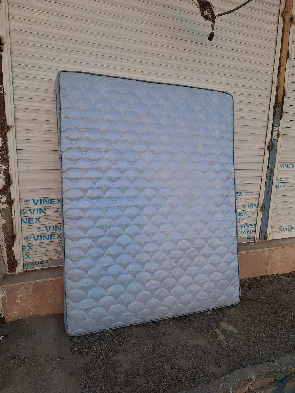 تشک دونفره تمیز و نو|تشک تختخواب|پاکدشت, حصار امیر|دیوار