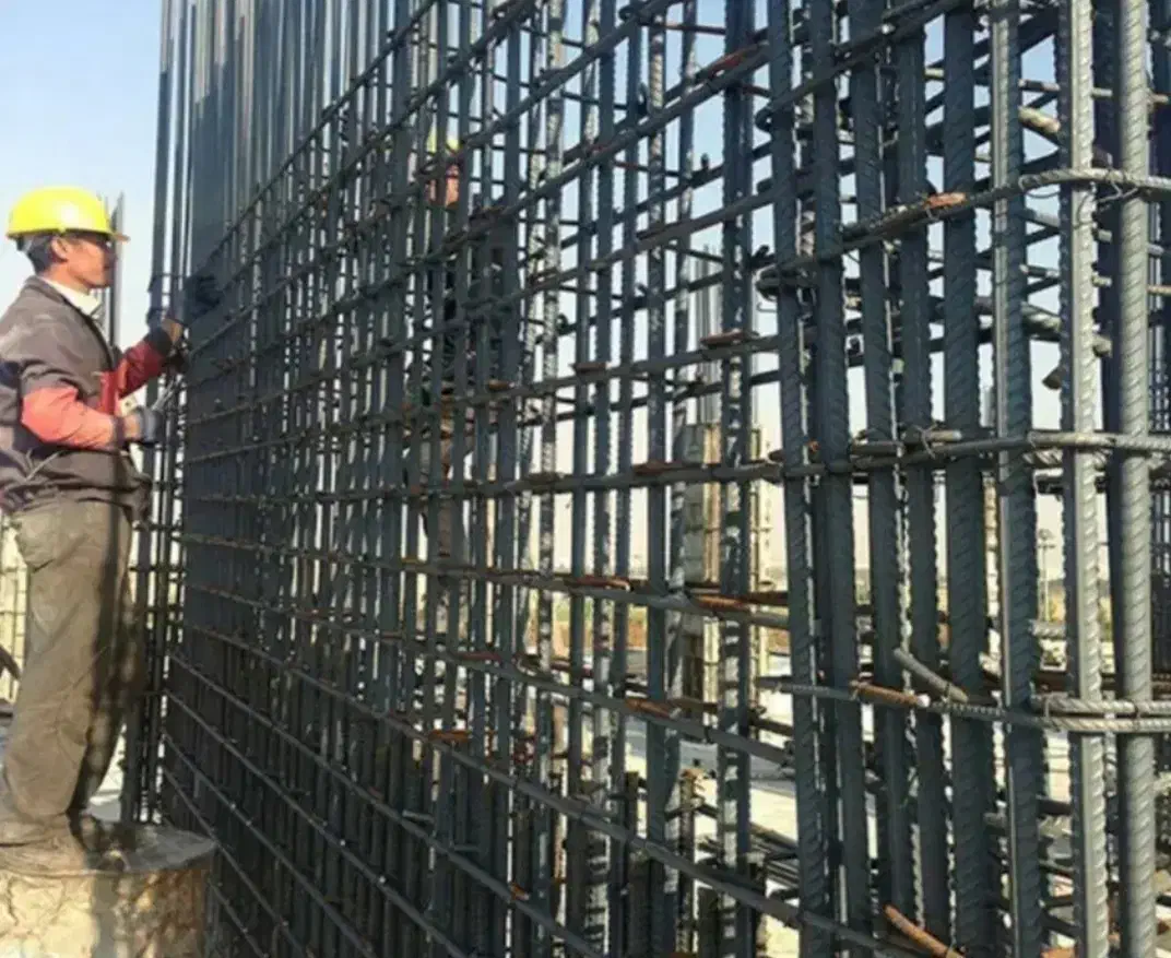 آرماتور بندی و فونداسیون و دیوار برشی|خدمات پیشه و مهارت|میاندوآب, |دیوار