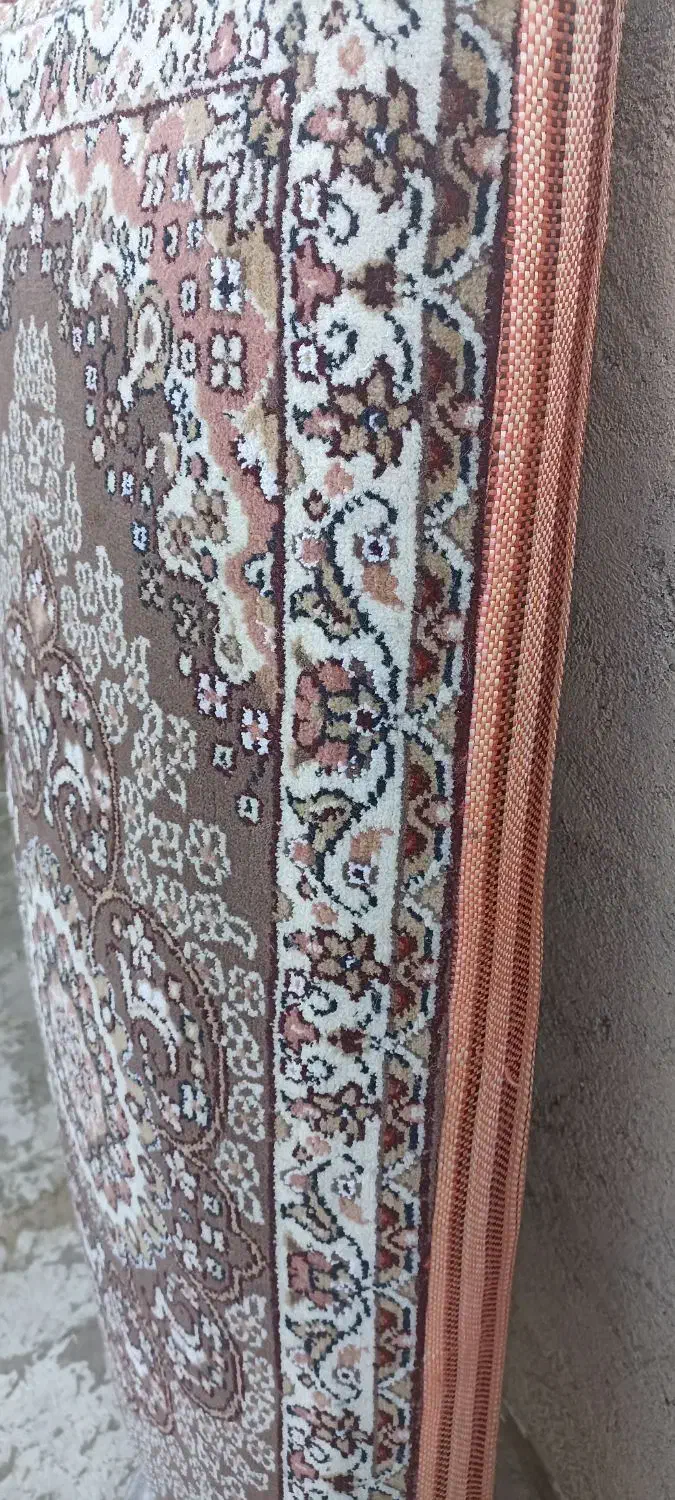 پشتی|پشتی|مشهد, شهید قربانی|دیوار