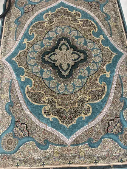 فرش ۹ متری ابریشمی|فرش|شیراز, میانرود|دیوار