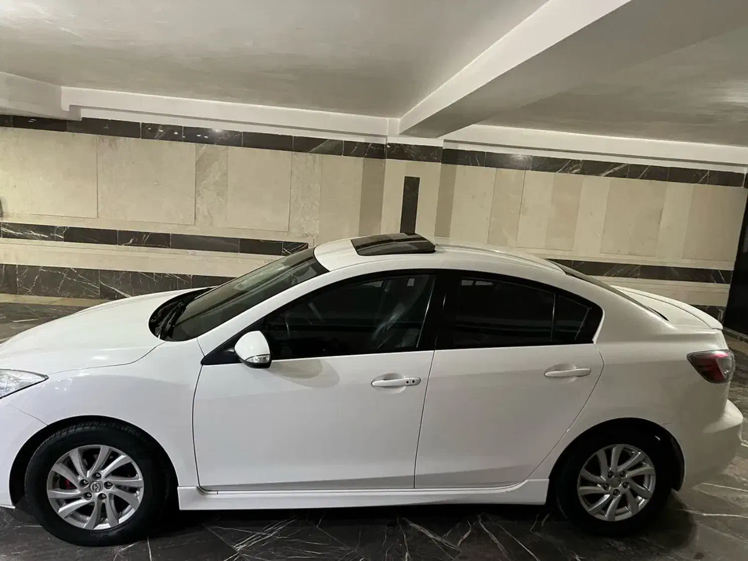 مزدا۳ تیپ۴ در حدصفر|خودرو سواری و وانت|اسلام‌شهر, شهرک واوان|دیوار