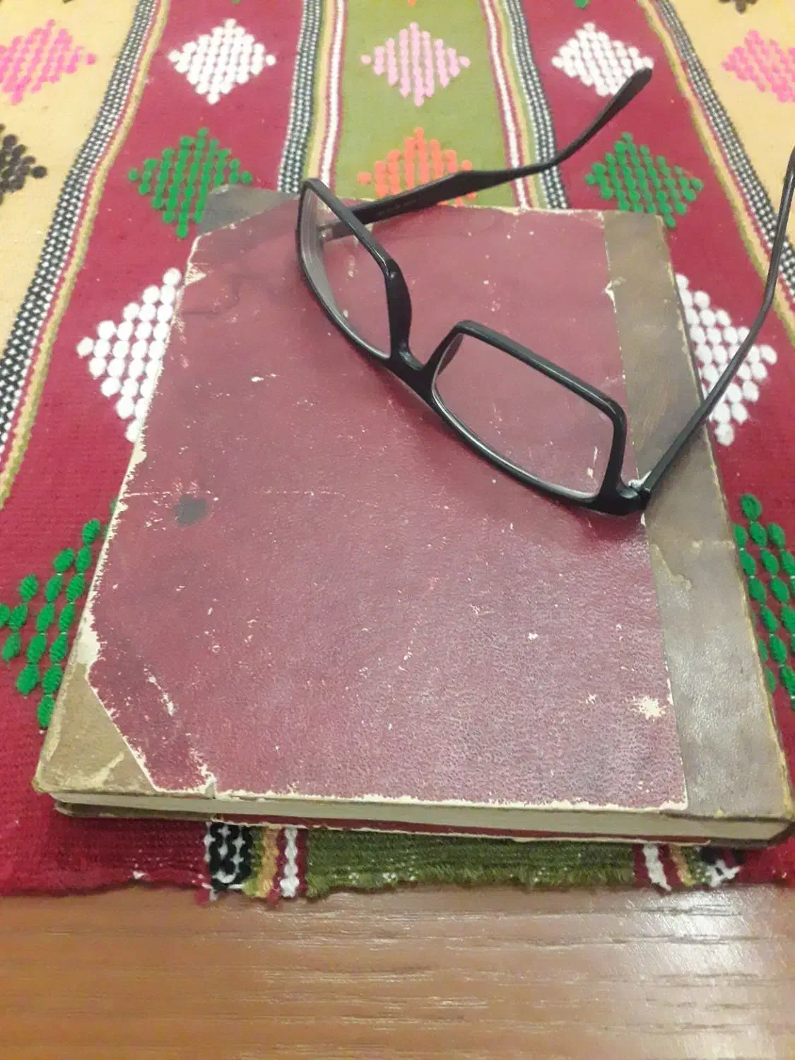 کتاب قدیمی فروغ مزدیسنی|کتاب و مجله تاریخی|تهران, امام زاده عبدالله|دیوار