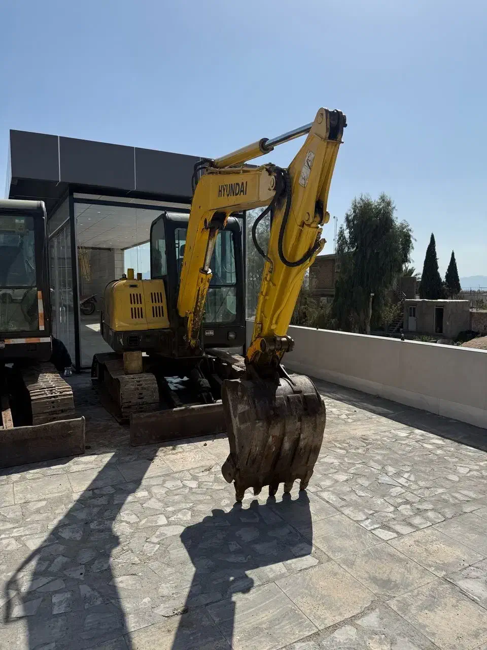 مینی بیل ۲۰۱۲ هیوندا ۶ تن|خودرو سنگین|اسلامشهر, ملکآباد|دیوار