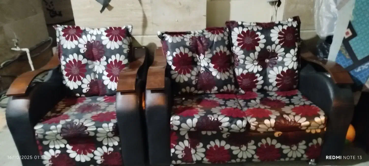 مبل چرم سالم|مبلمان خانگی و میز عسلی|اندیشه, اندیشه فاز ۵|دیوار