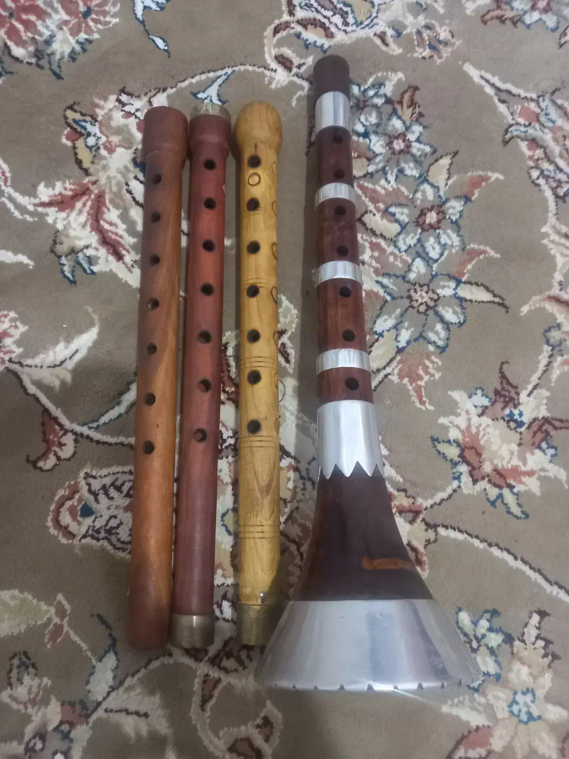 ساز و بالابان|سازهای بادی|قم, انسجام|دیوار