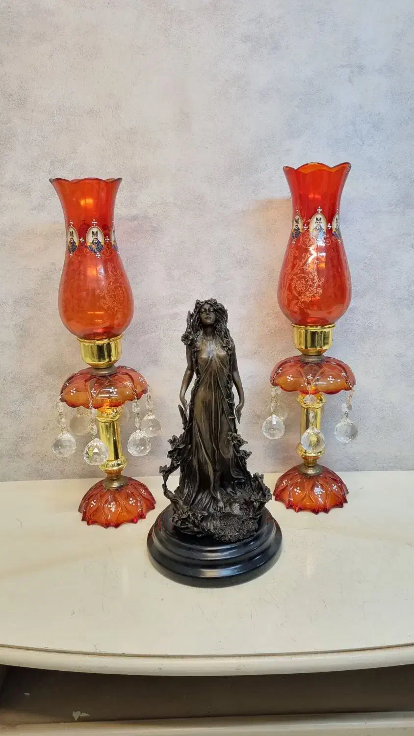 مجسمه برنزی دختر جنگل ونیلوفر وگوی به دست|مجسمه، تندیس، ماکت|تهران, فردوسی|دیوار