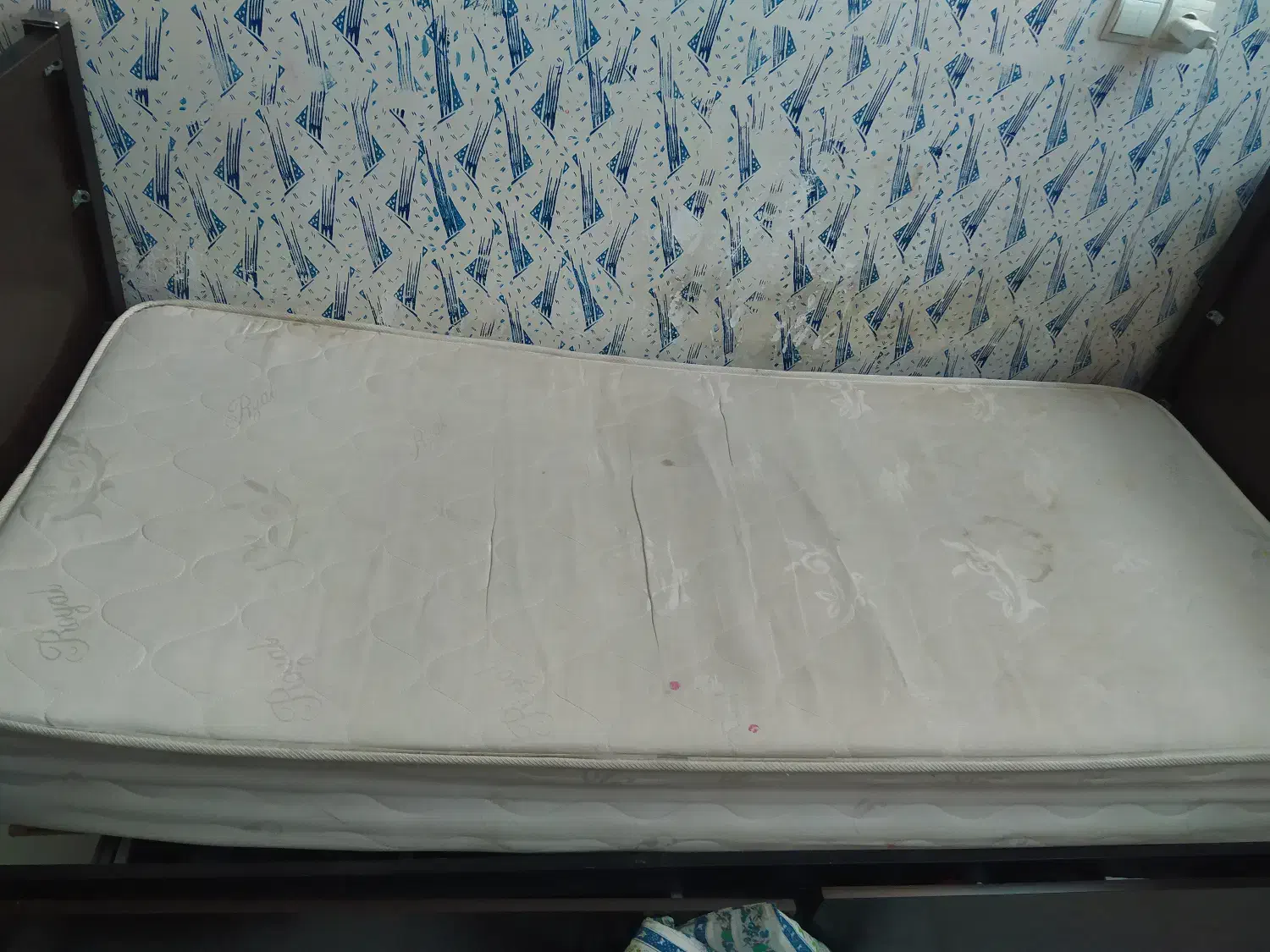 تشک تخت|تشک تختخواب|بیرجند, |دیوار