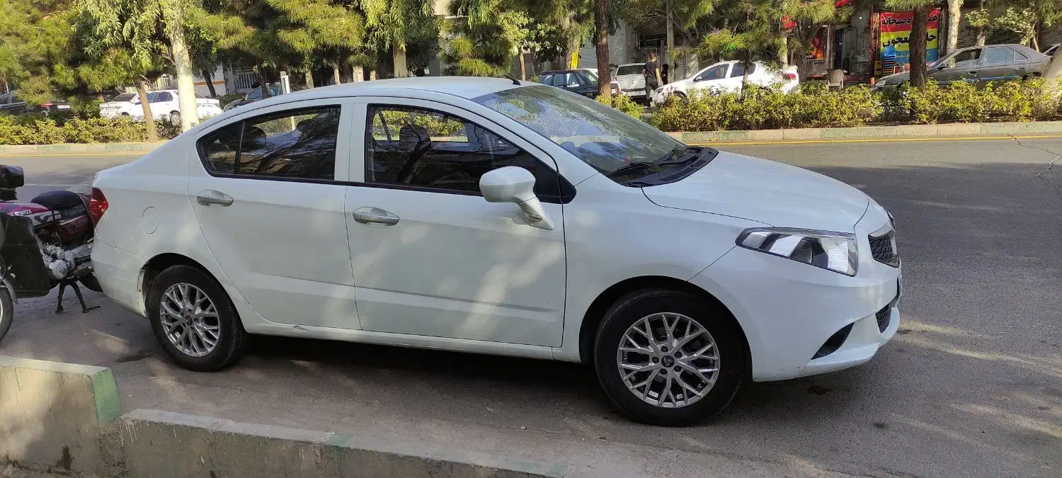 برلیانس h230|خودرو سواری و وانت|قم, زنبیل آباد|دیوار