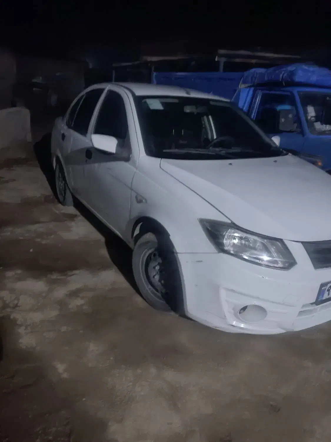 ساینا ۹۸|خودرو سواری و وانت|مشهد, میان ولایت|دیوار