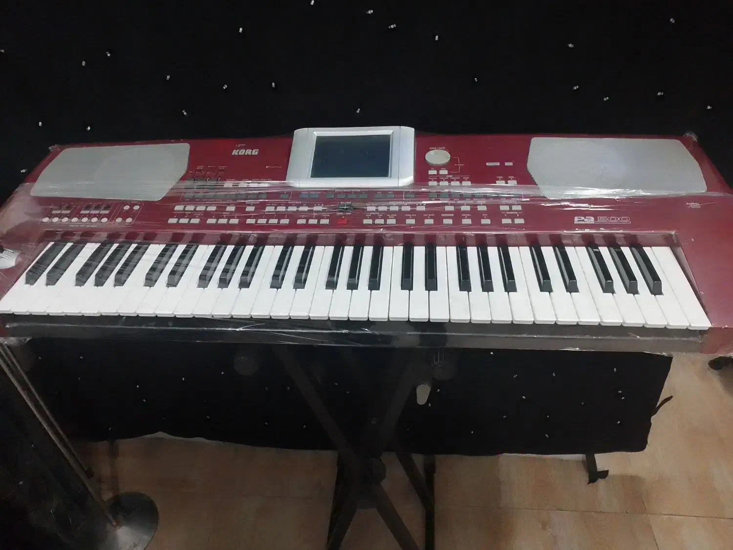 pa500korg|پیانو، کیبورد، آکاردئون|شیراز, کوشک میدان|دیوار