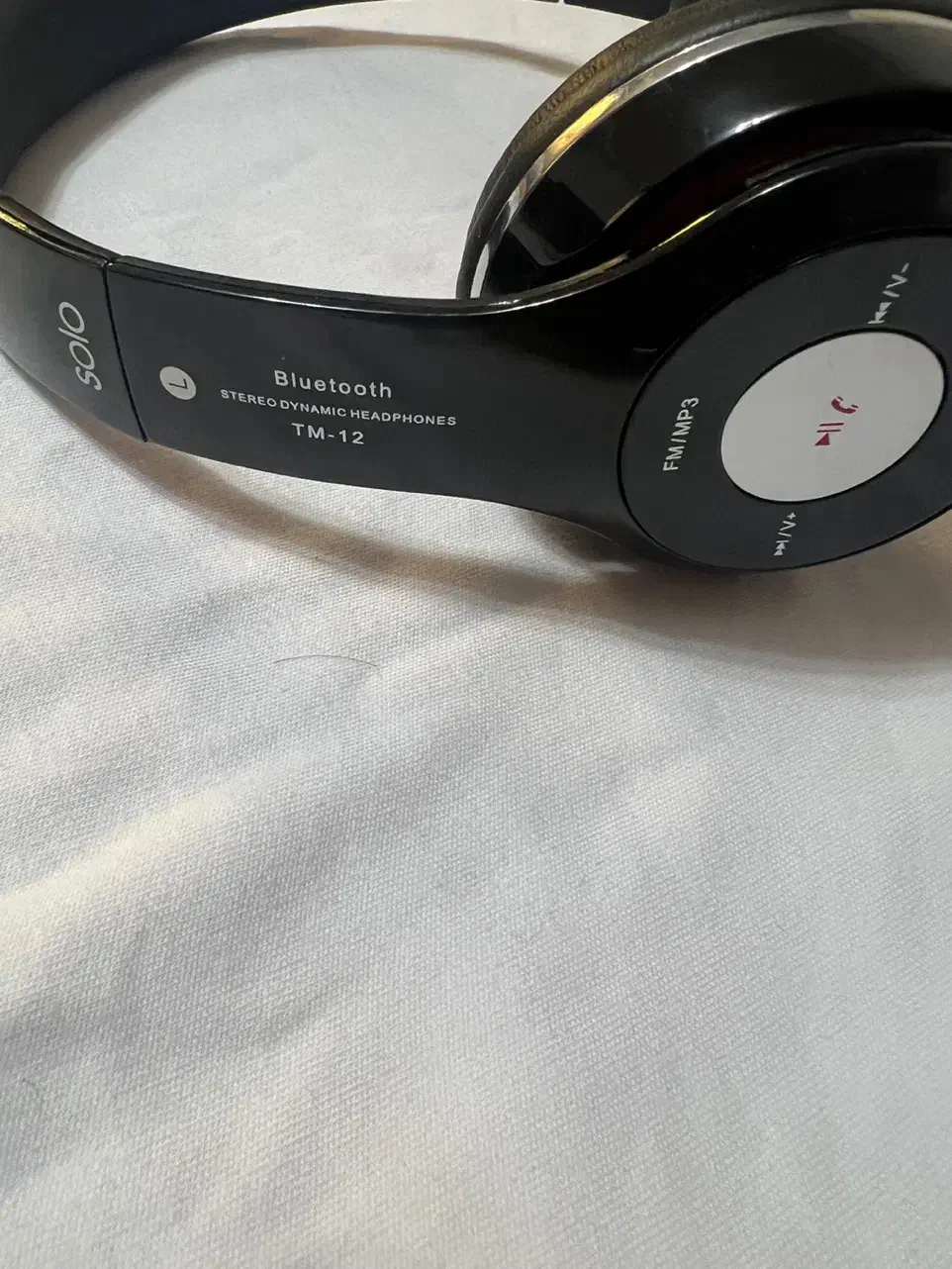 هدفون مدل beats solo|لوازم جانبی موبایل و تبلت|صومعهسرا, |دیوار