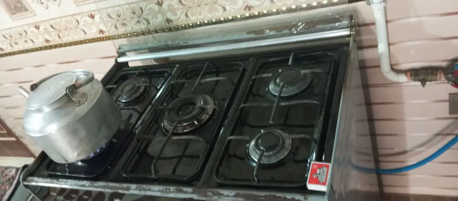 گاز تمیز|اجاق گاز و لوازم برقی پخت‌وپز|زارچ, |دیوار