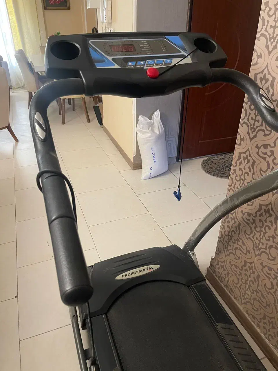 تردمیل|تجهیزات ورزشی|رودهن, |دیوار