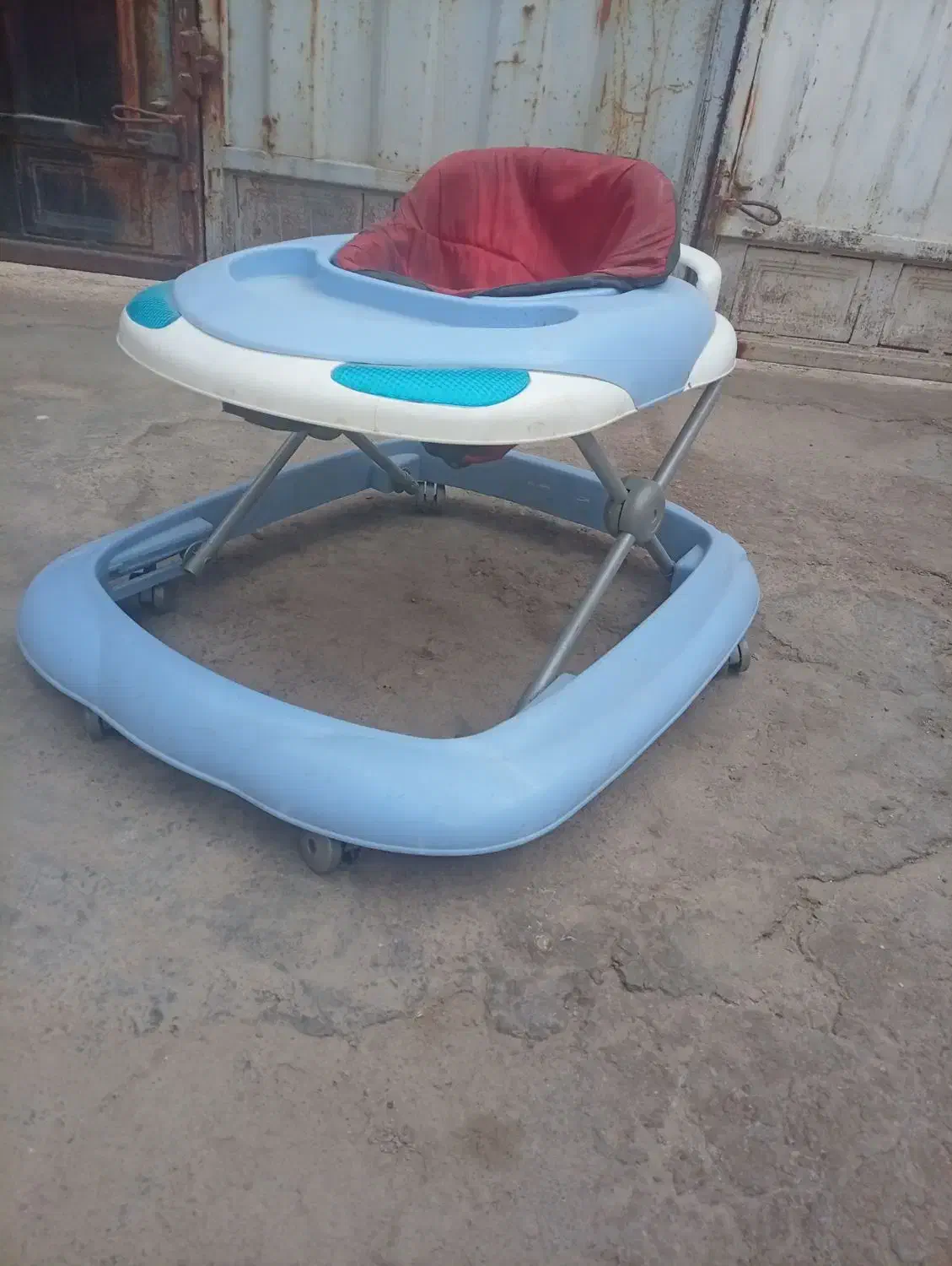 روروک بچه فقط ۱۰۰تومن|کالسکه و لوازم جانبی|زرند, |دیوار