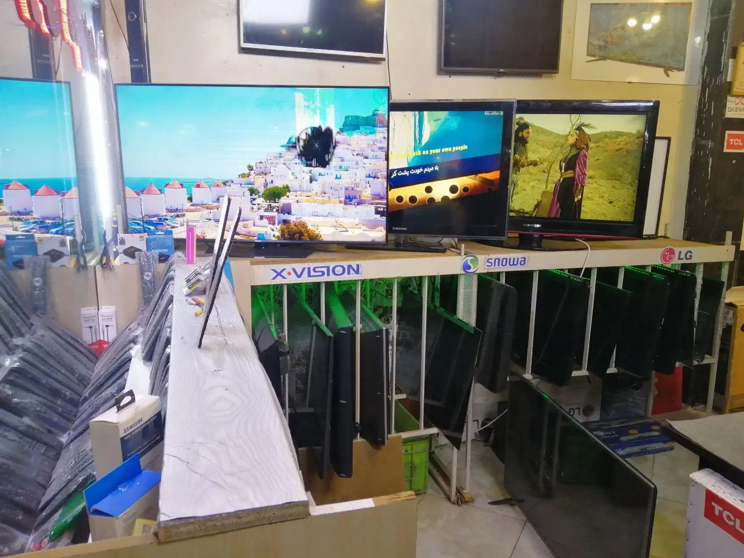 تعمیرات تخصصی تلویزیون LCDوLED(در منزل )|خدمات پیشه و مهارت|رشت, کوی مهر|دیوار