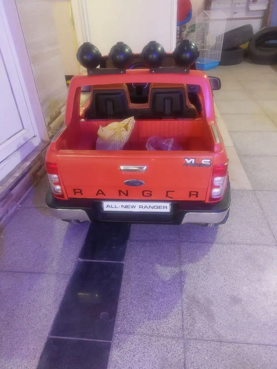 ماشین شارژی نو|اسباببازی بچه|زاهدان, |دیوار