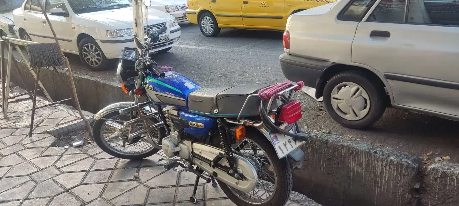 موتورسیکلت کبیر 125|موتورسیکلت|تهران, نظام‌آباد|دیوار