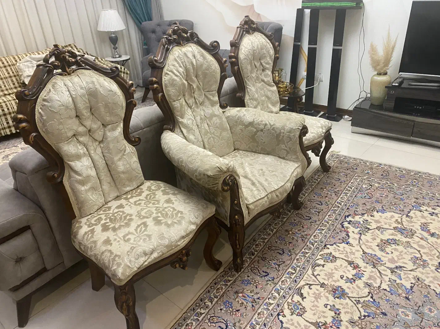 مبل سلطنتی ۹ نفره|مبلمان خانگی و میز عسلی|فردیس, قریشی|دیوار